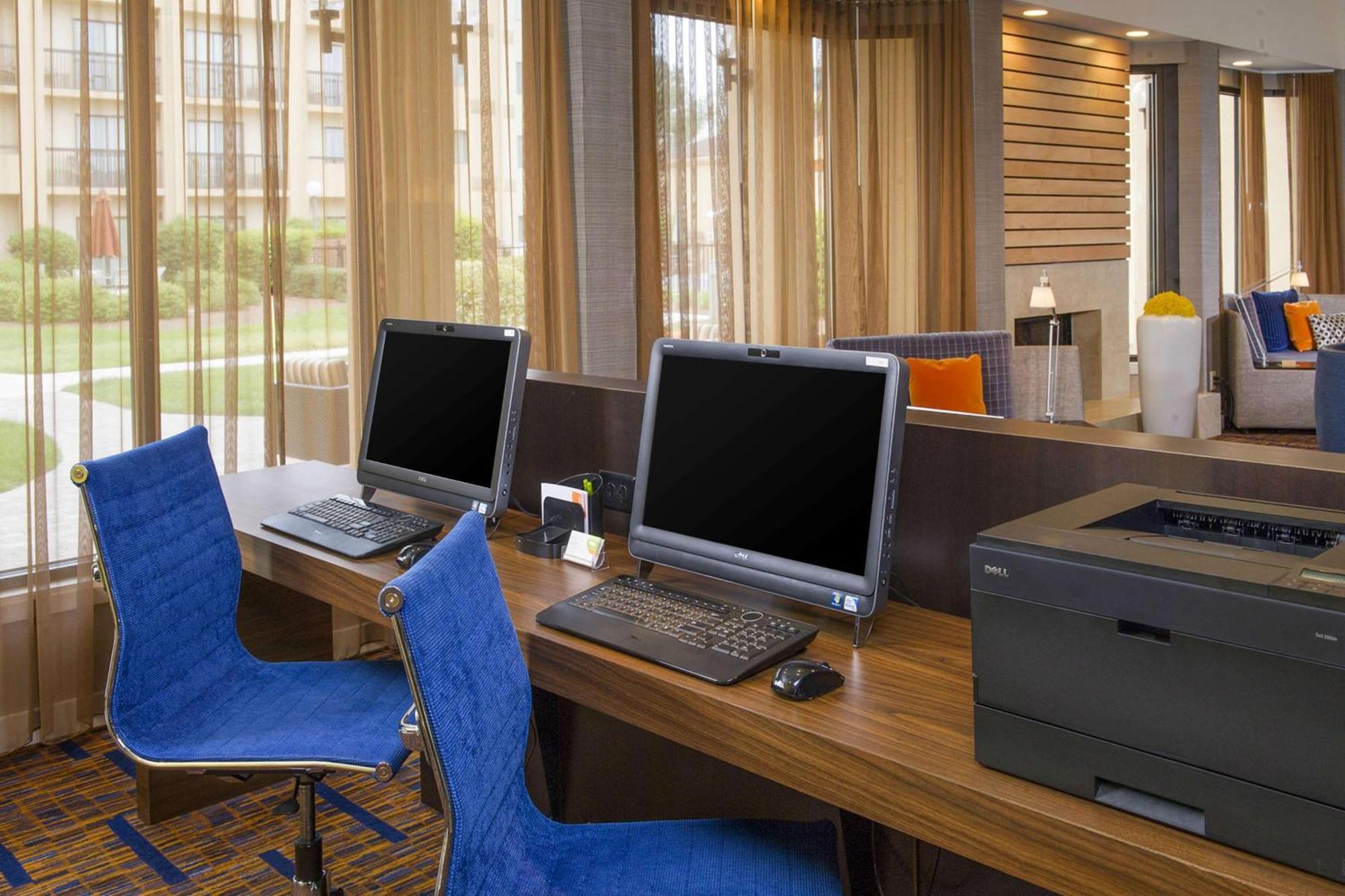Sonesta Select Charlotte University Research Park Bagian luar foto