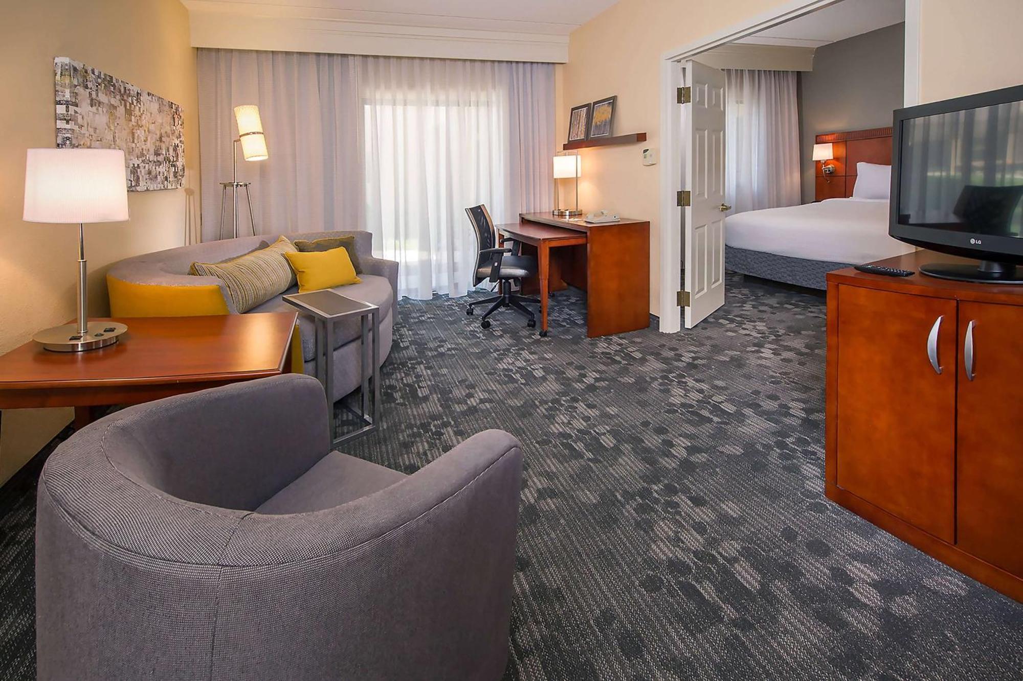 Sonesta Select Charlotte University Research Park Bagian luar foto